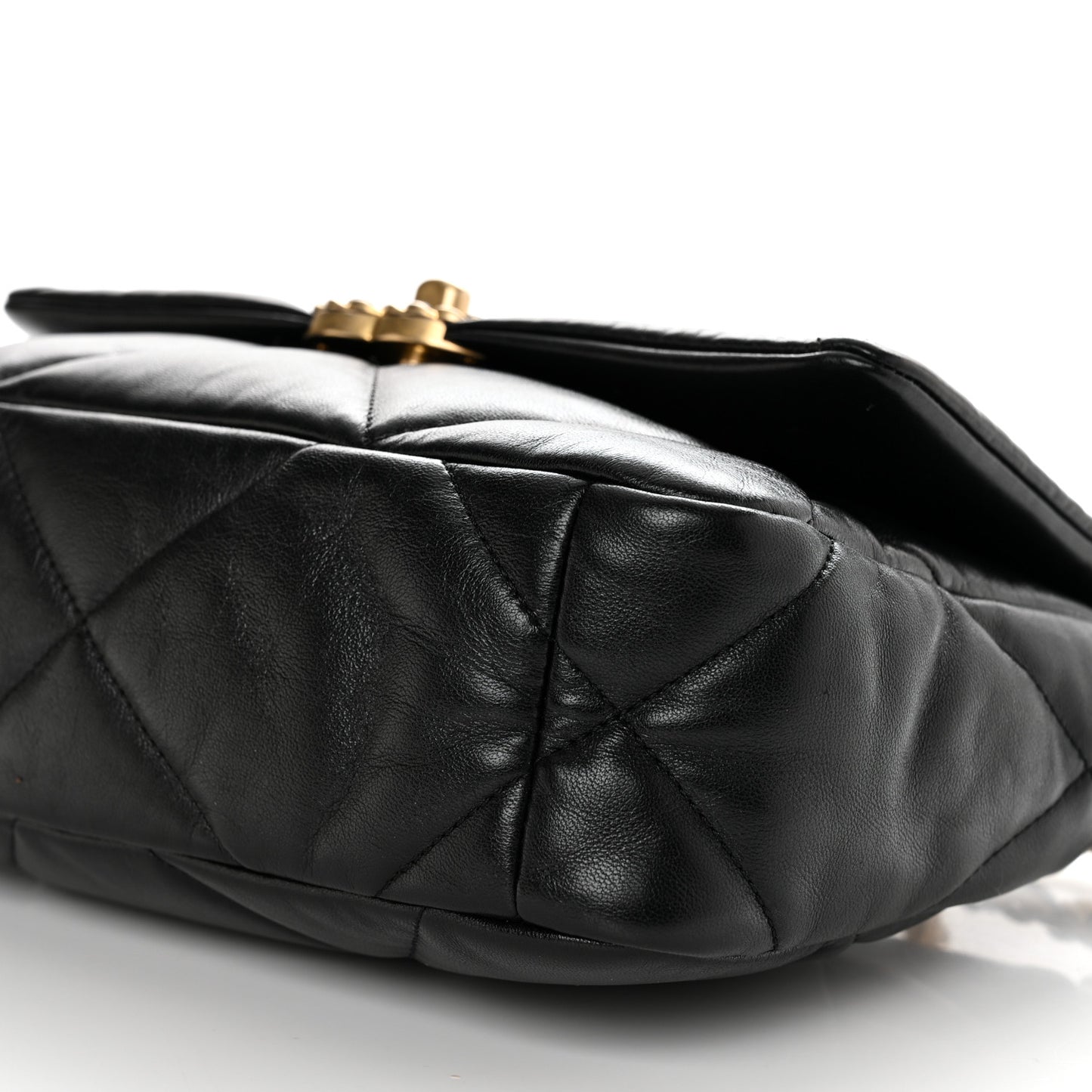 Shiny Goatskin Quilted Medium Chanel 19 Flap Black