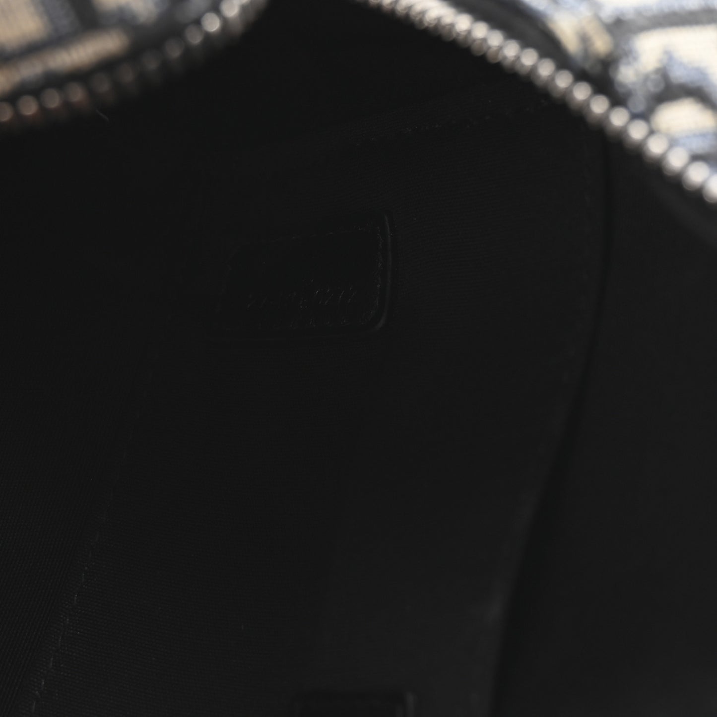 Oblique Jacquard Grained Calfskin Lingot Toiletry Case Blue Black