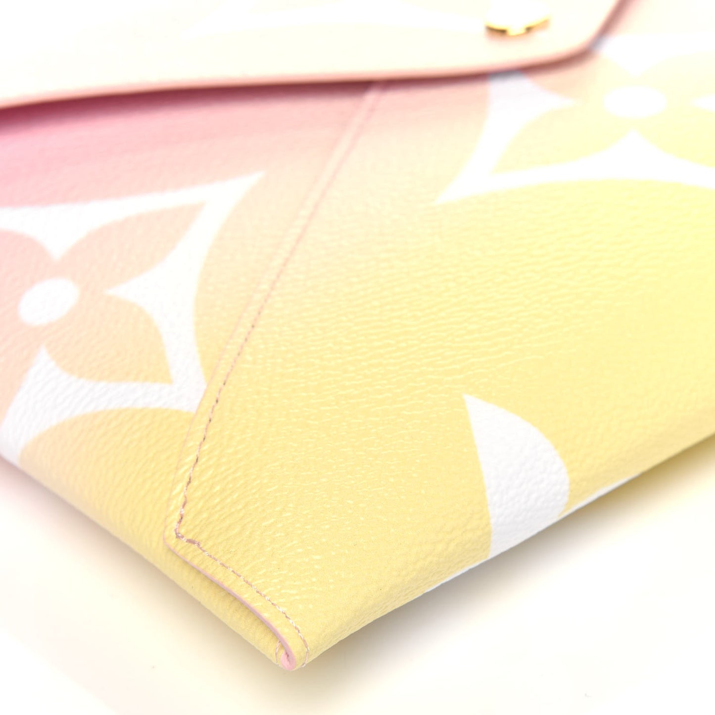 Monogram Giant By The Pool Large Kirigami Pochette Pink