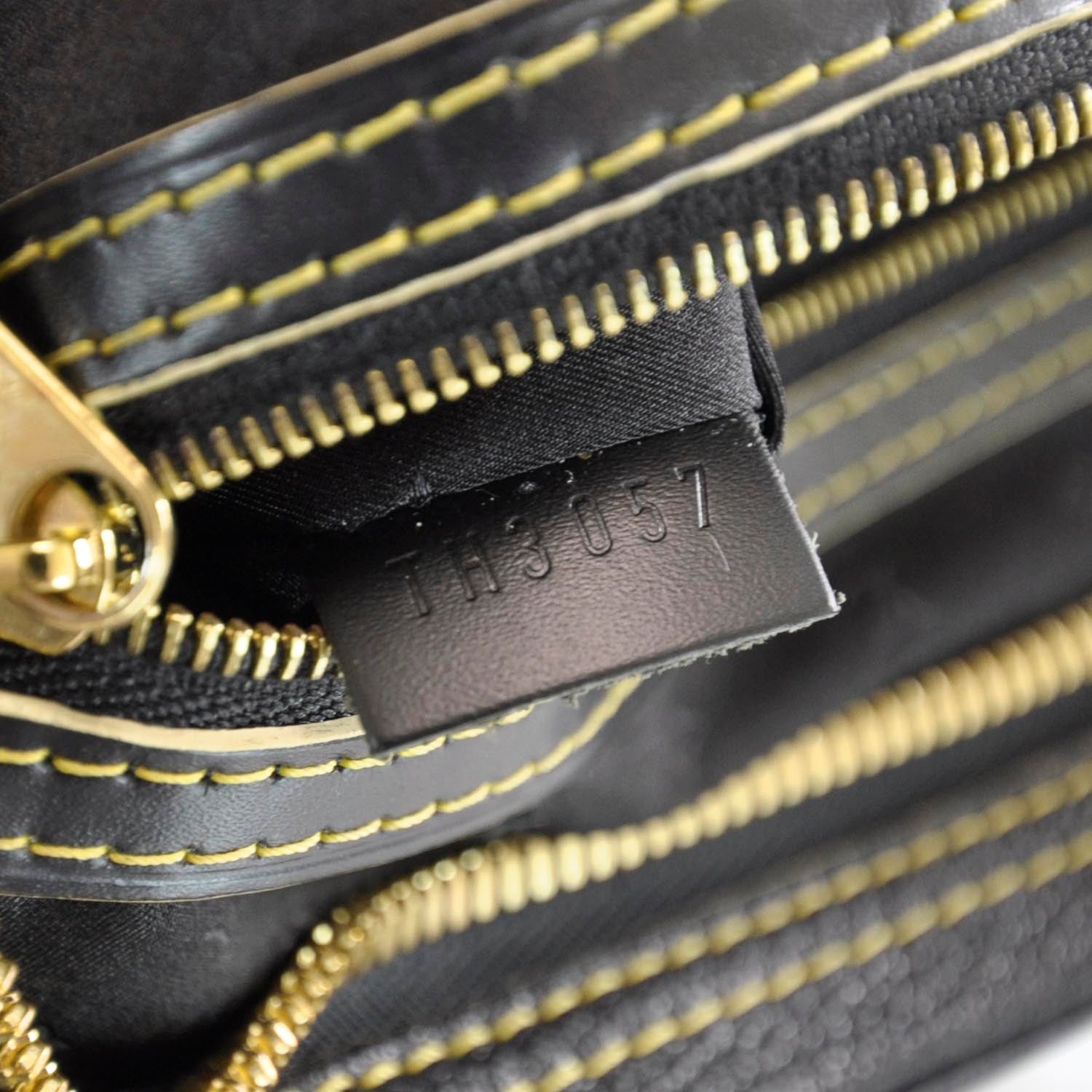 Louis Vuitton Suhali Le Superbe Black 9 of 9