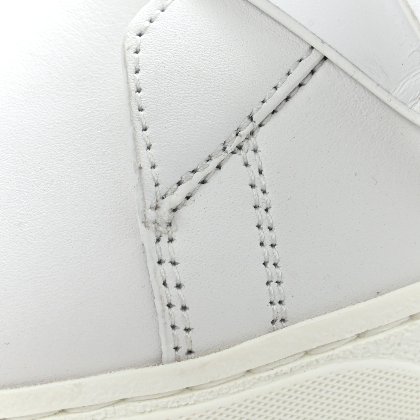 Calfskin Mens V Punk Low Top Sneakers 40 White