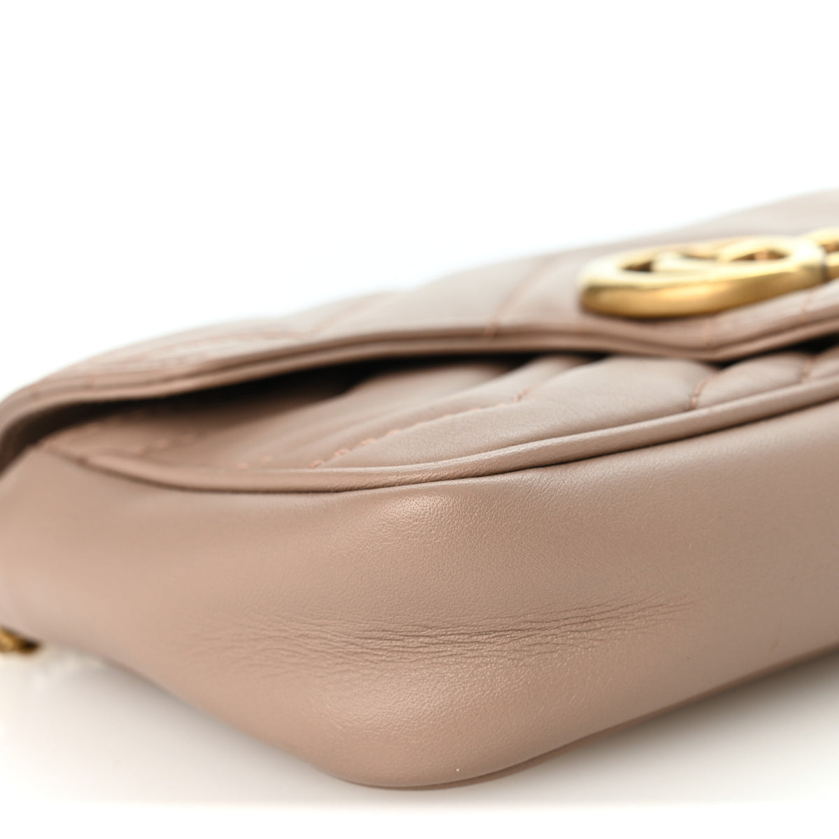 Calfskin Matelasse Super Mini GG Marmont Shoulder Bag Porcelain Rose