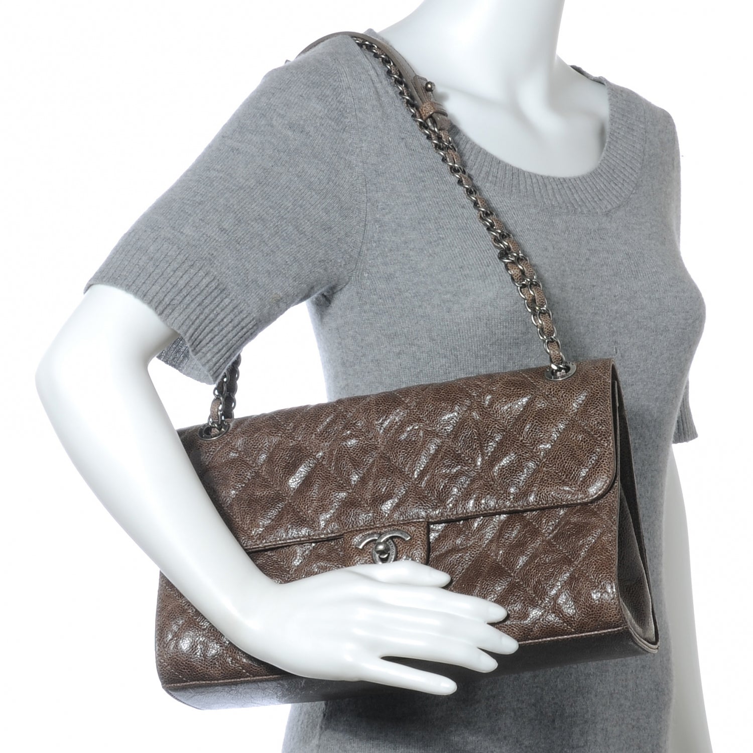Chanel Caviar CC Crave Jumbo Flap 2 of 8