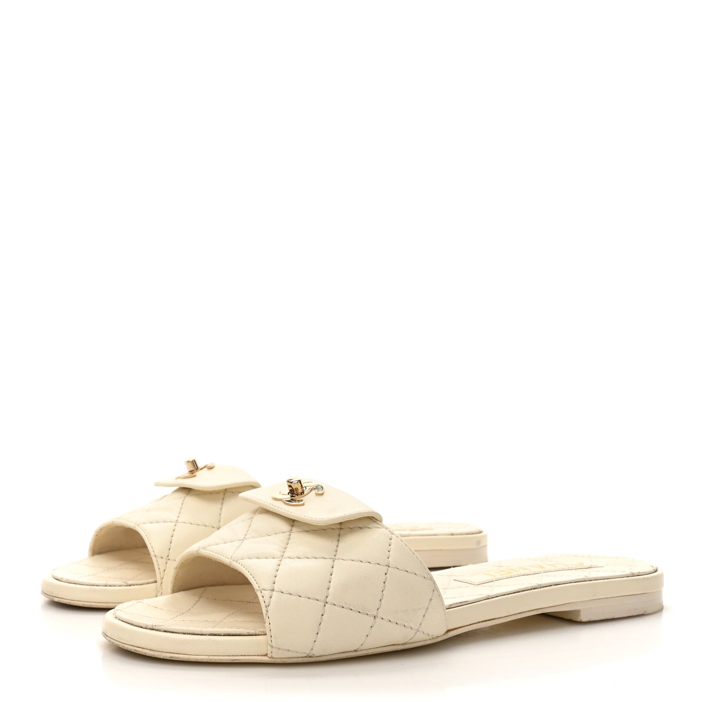 Lambskin Quilted CC Turnlock Sandals 36 Ivory