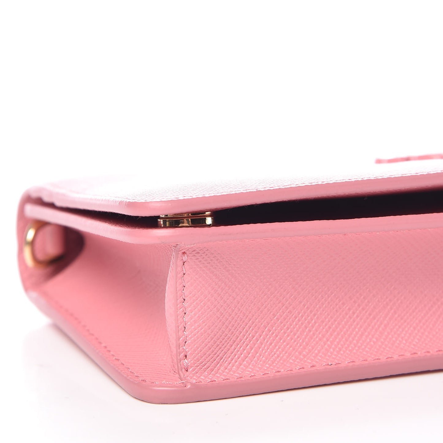 Saffiano Shine Monochrome Chain Wallet Petalo