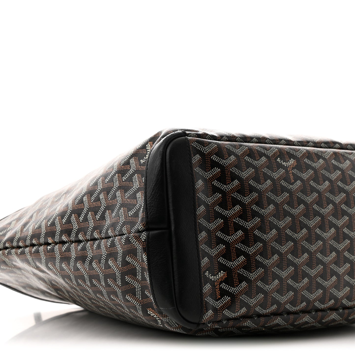 Goyardine Artois MM Black