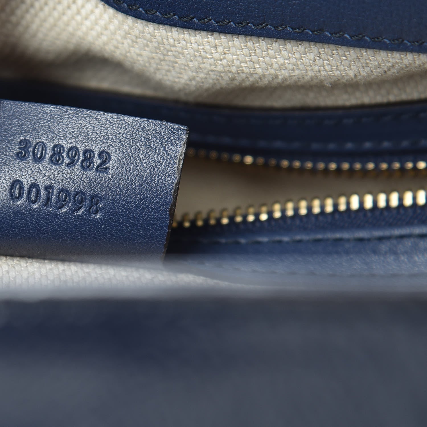 Gucci Patent Medium Soho Chain Shoulder Bag Uniform Blue 7 of 11