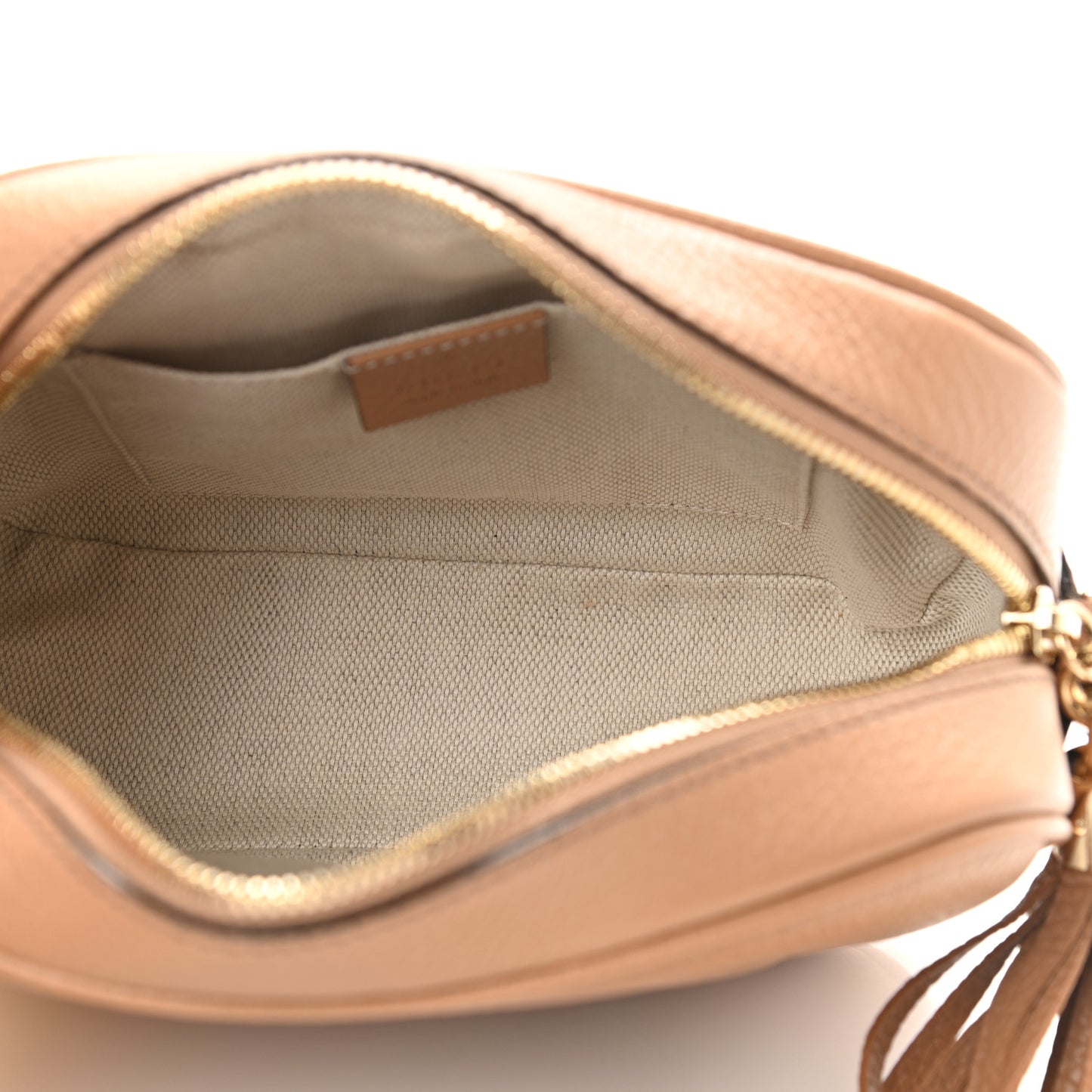 Pebbled Calfskin Small Soho Disco Bag Camelia