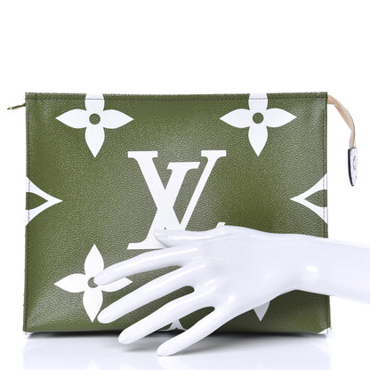 Louis Vuitton Monogram Giant Toiletry Pouch 26 Kaki 2 of 8