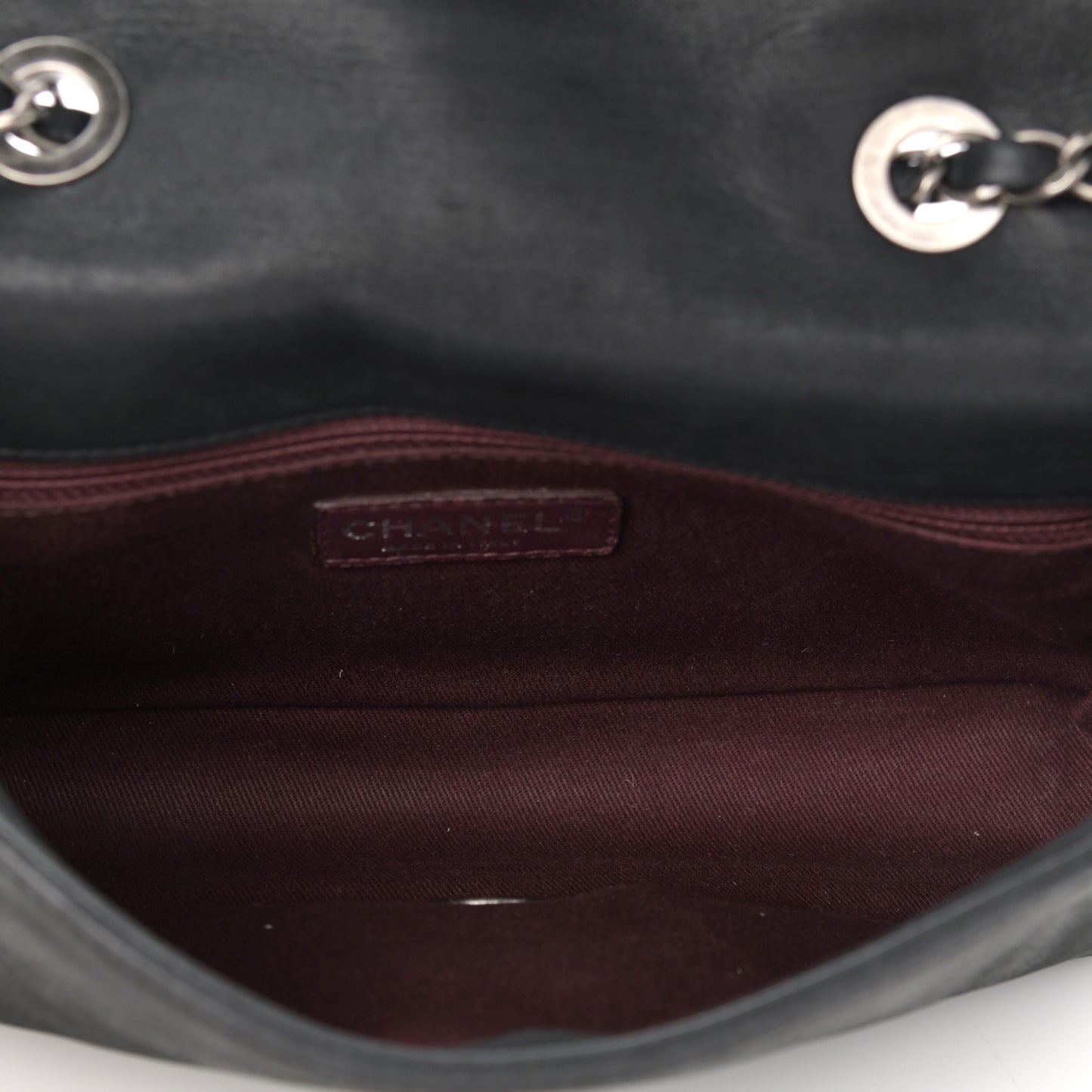 Calfskin Diamond Embossed New Chic Flap Black