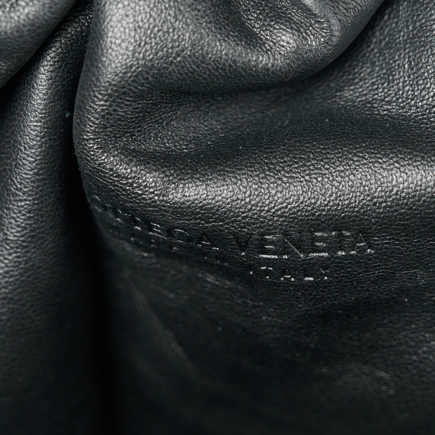 Bottega Veneta Nappa Maxi Intreccio The Pouch Oversized Clutch Black 6 of 11