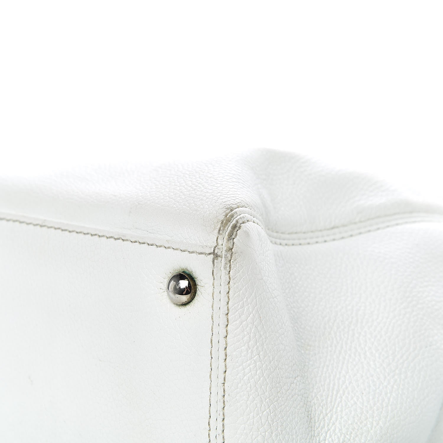 Chanel Calfskin Cerf Executive Shopper Tote White 28 of 33