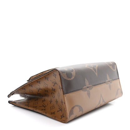 Louis Vuitton Reverse Monogram Giant Onthego MM 4 of 9