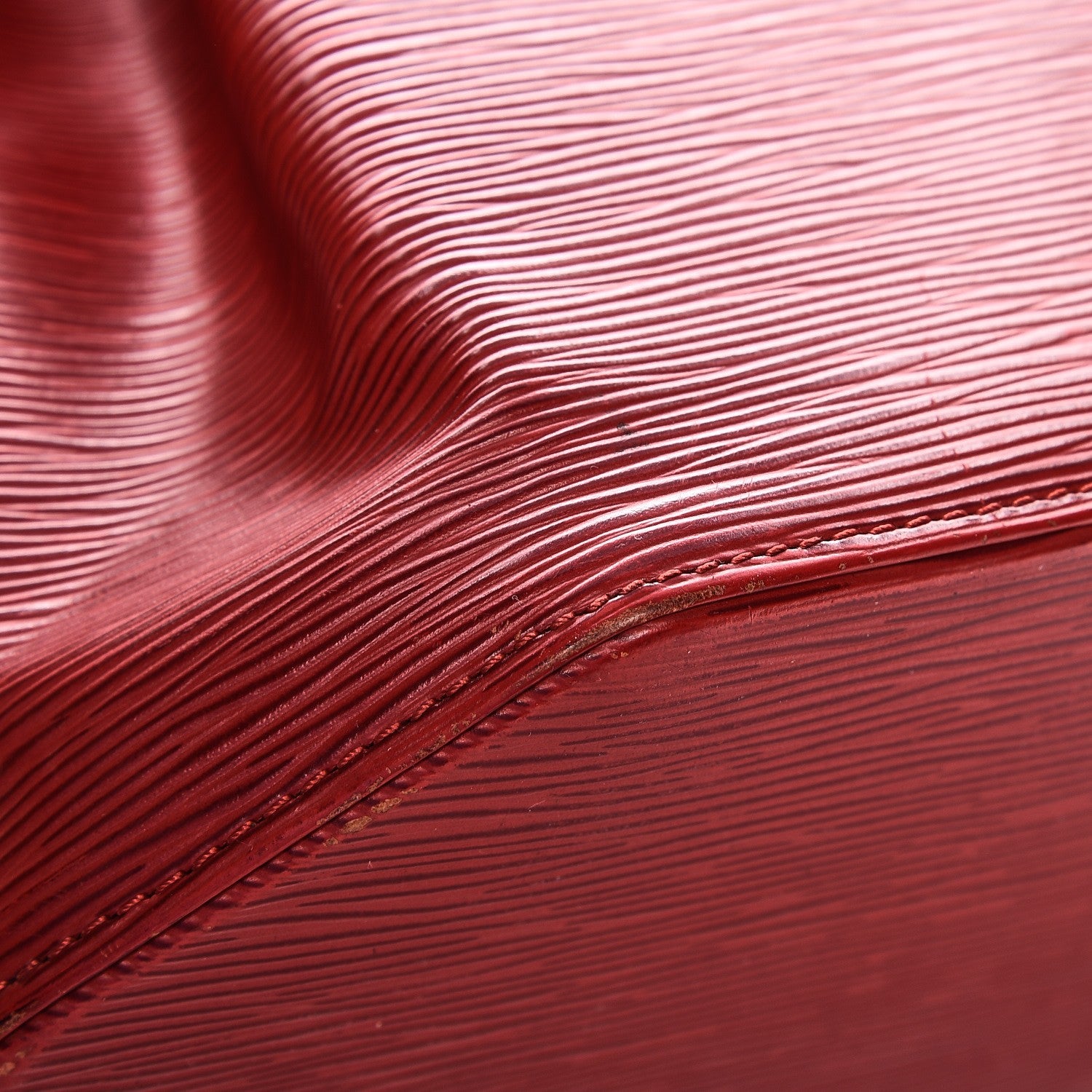 Louis Vuitton Epi Sac D'Epaule Castillan Red 8 of 14