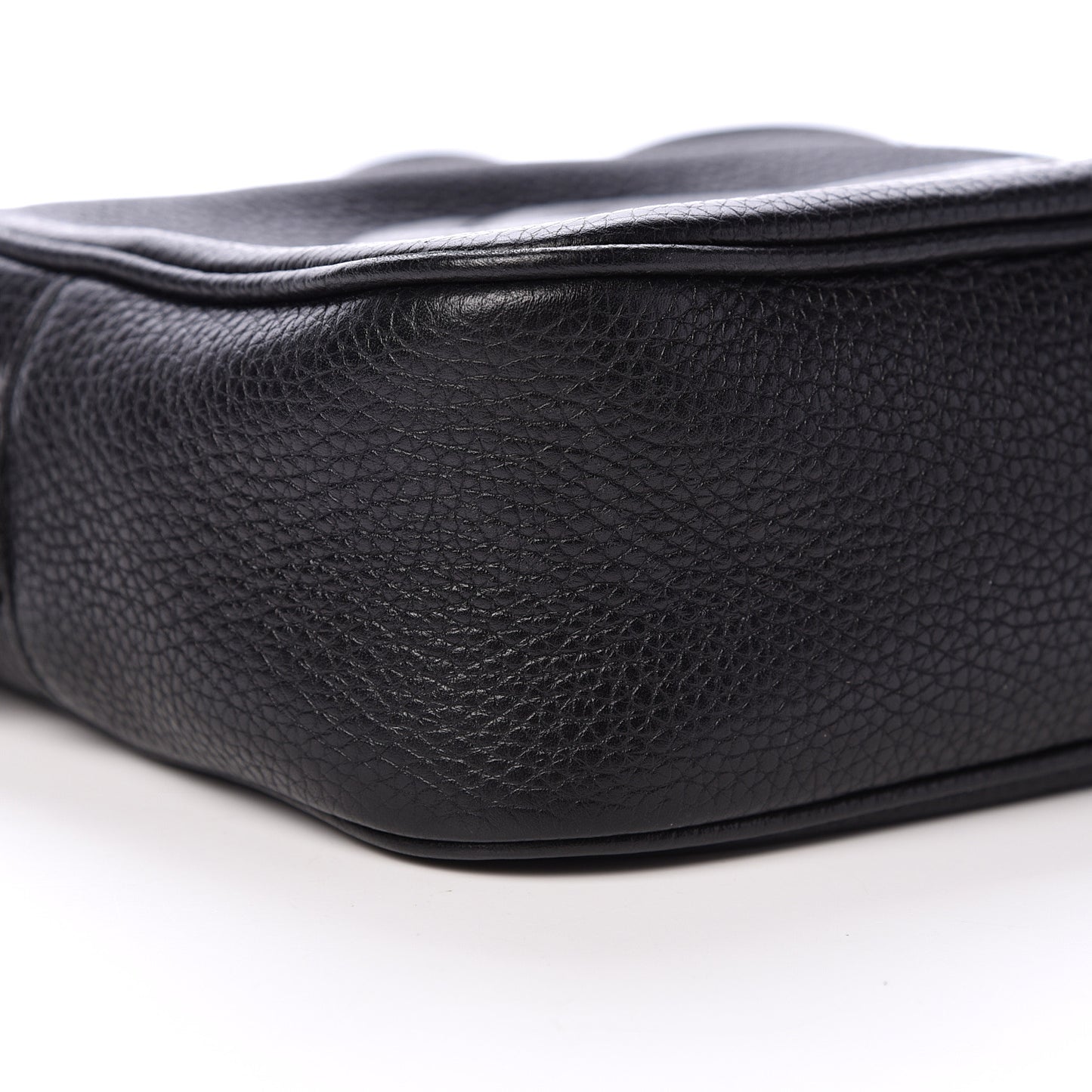 Pebbled Calfskin Small Soho Disco Bag Black