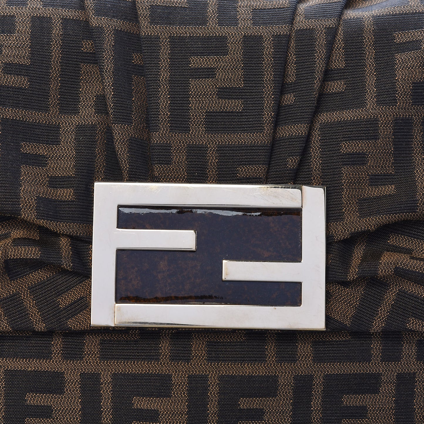 Zucca Patent Mia Shoulder Flap Tobacco