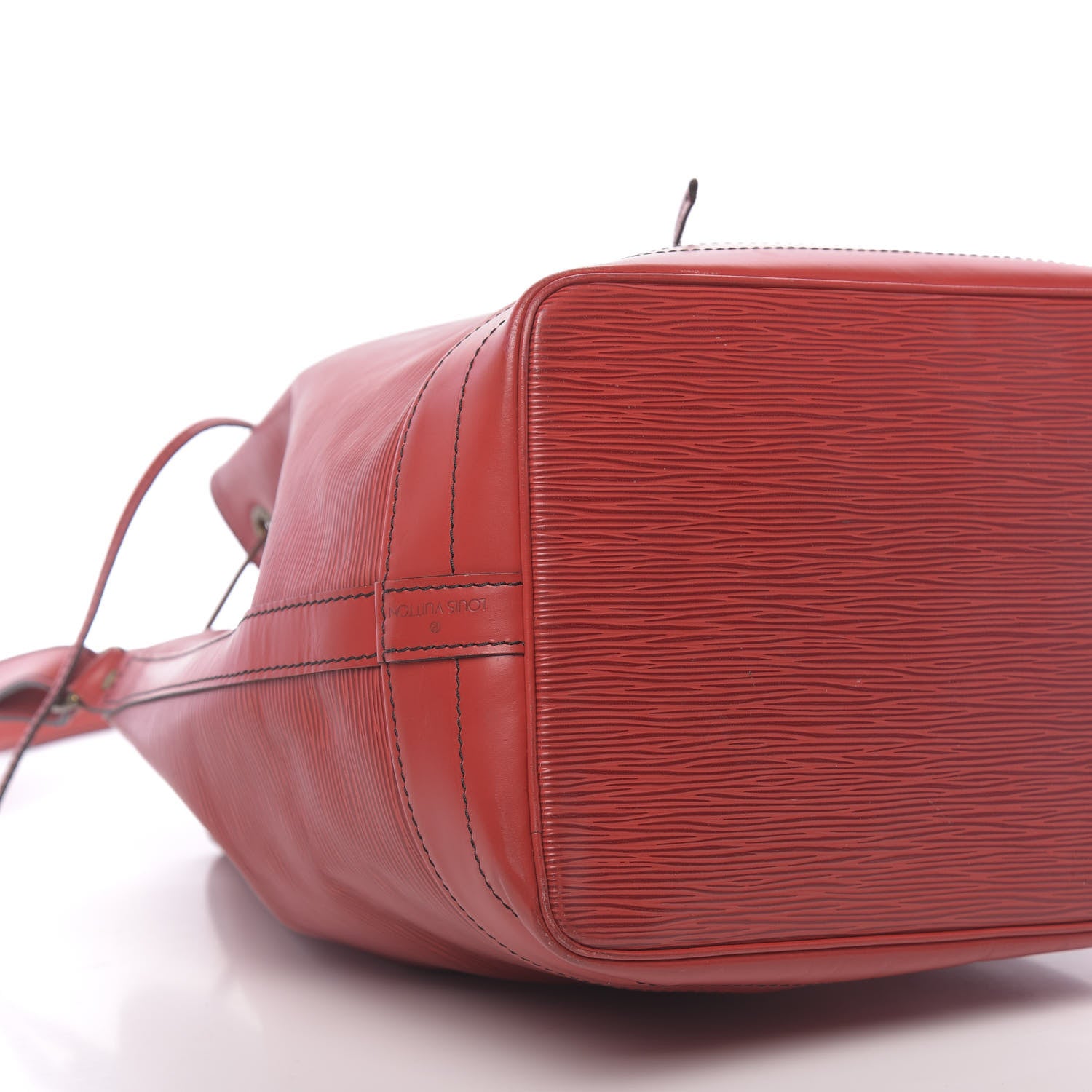 Louis Vuitton Epi Noe Castillan Red 13 of 14