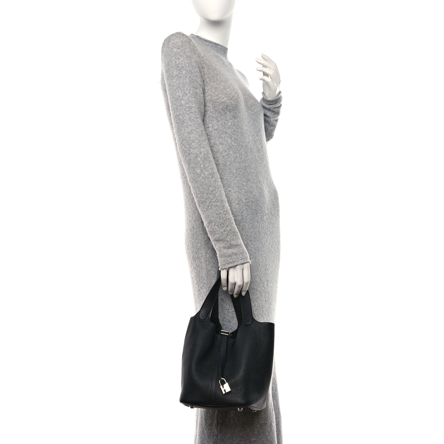 Hermes Taurillon Clemence Picotin Lock 22 MM Black 2 of 11