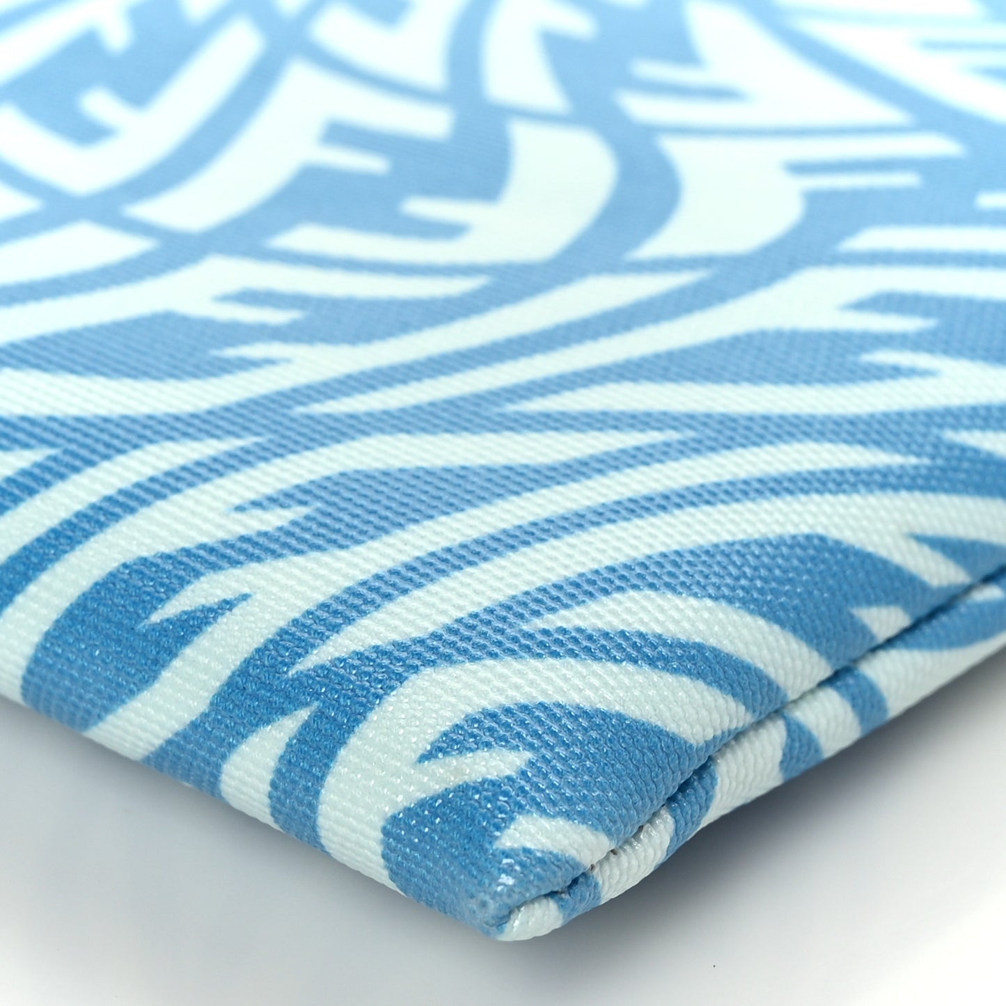 X SARAH COLEMAN Fabric Jacquard Vitello King FF Vertigo Medium Flat Pouch Cyber Blue White