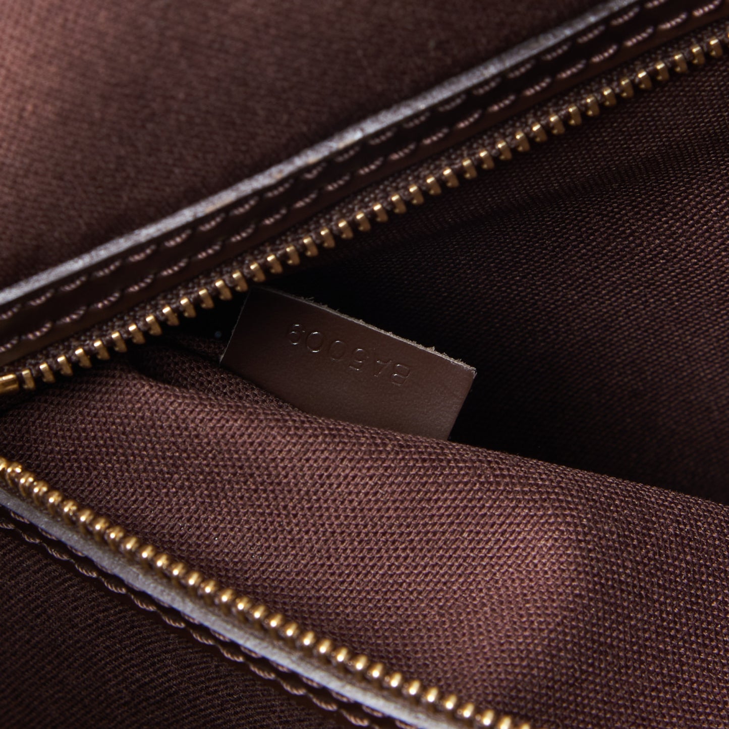 Damier Ebene Porte Documents Voyage GM