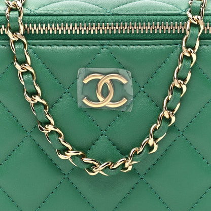 Chanel Lambskin Quilted Small Top Handle Vanity Case With Chain Green 9 of 11