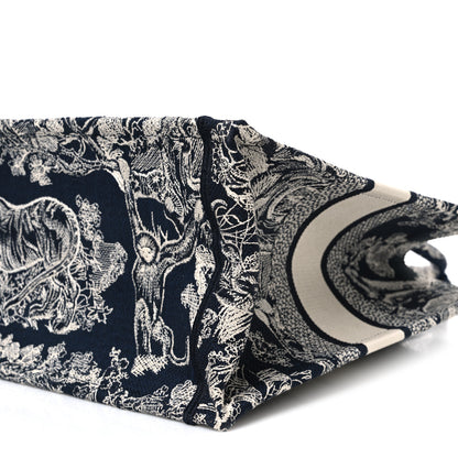 Christian Dior Canvas Embroidered Medium Dioriviera Toile De Jouy Reverse Book Tote Blue 9 of 9