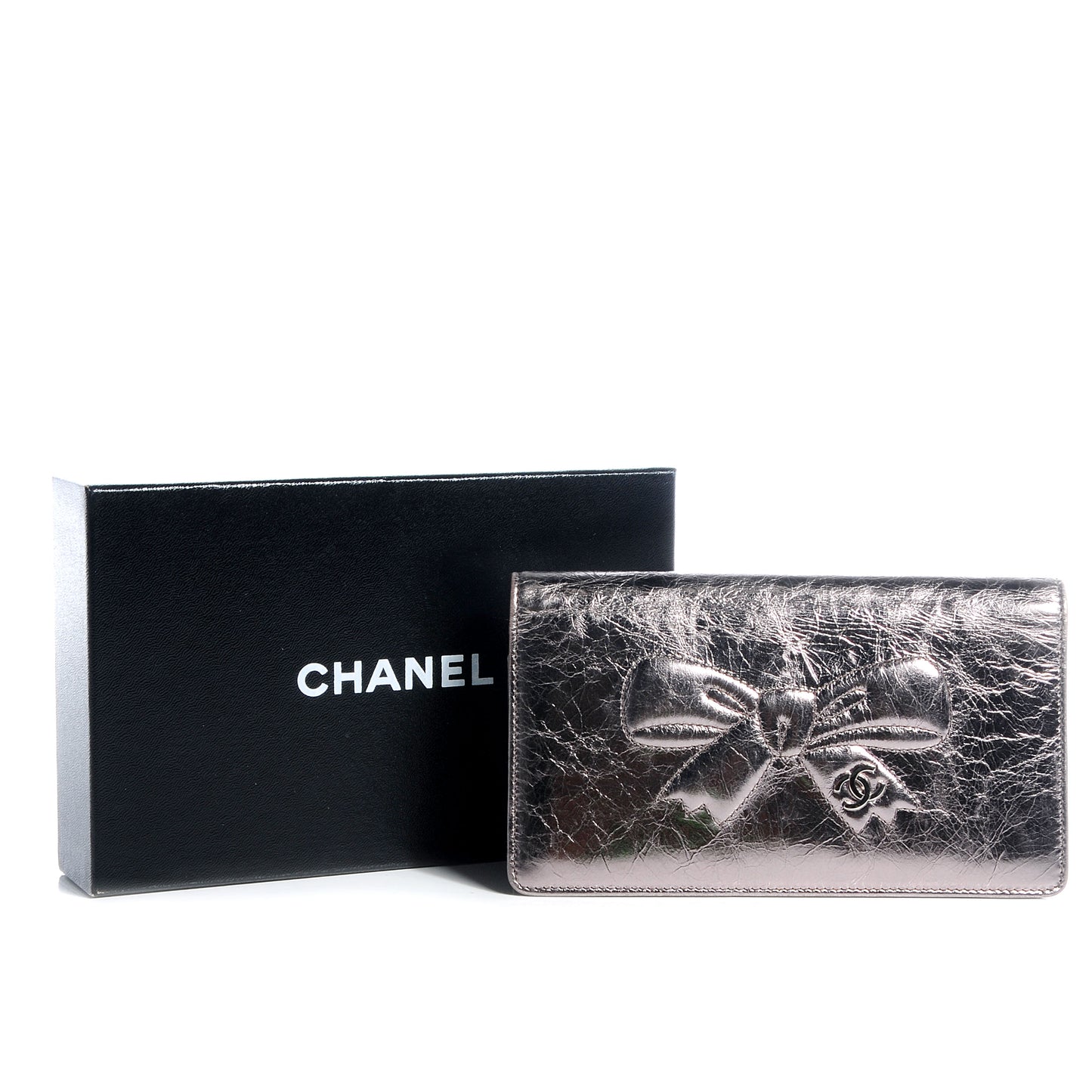 Leather CC Bow Wallet Metallic Dark Silver
