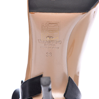 Valentino Garavani Patent Bow Pumps 36 Nude Black 12 of 16