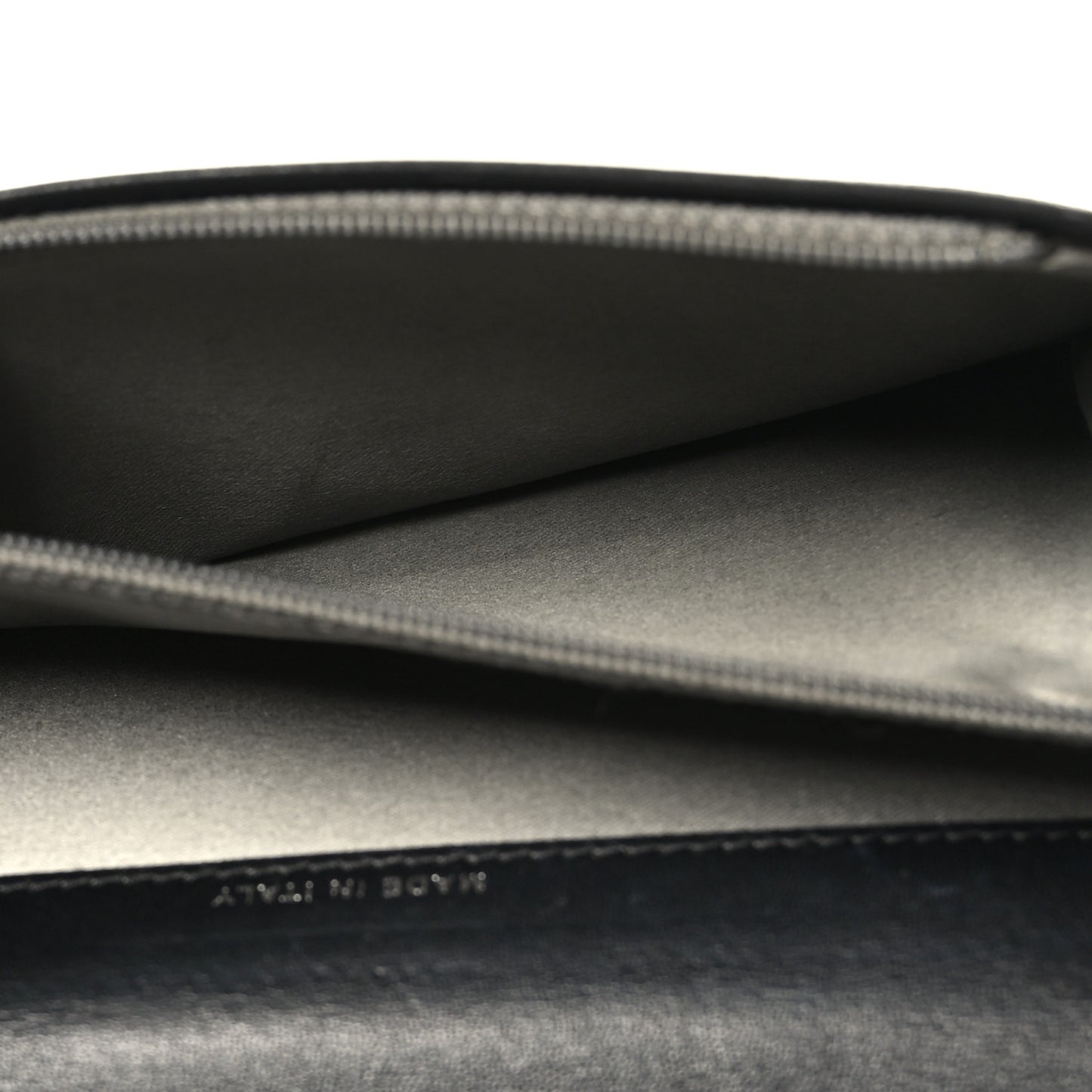 Lambskin Timeless CC Yen Wallet Black