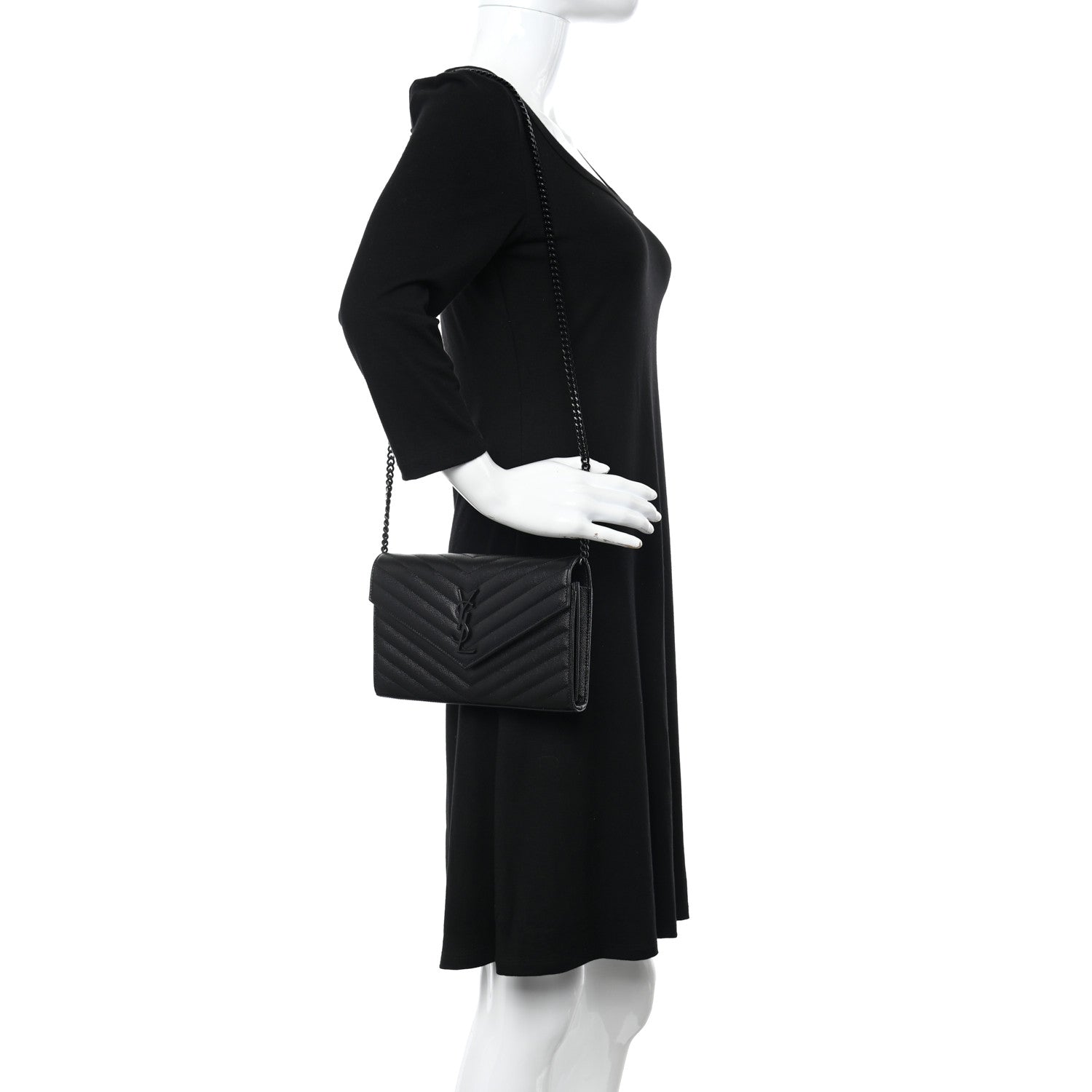 Saint Laurent Grain De Poudre Matelasse Chevron Monogram Monochrome Chain Wallet Black 2 of 9