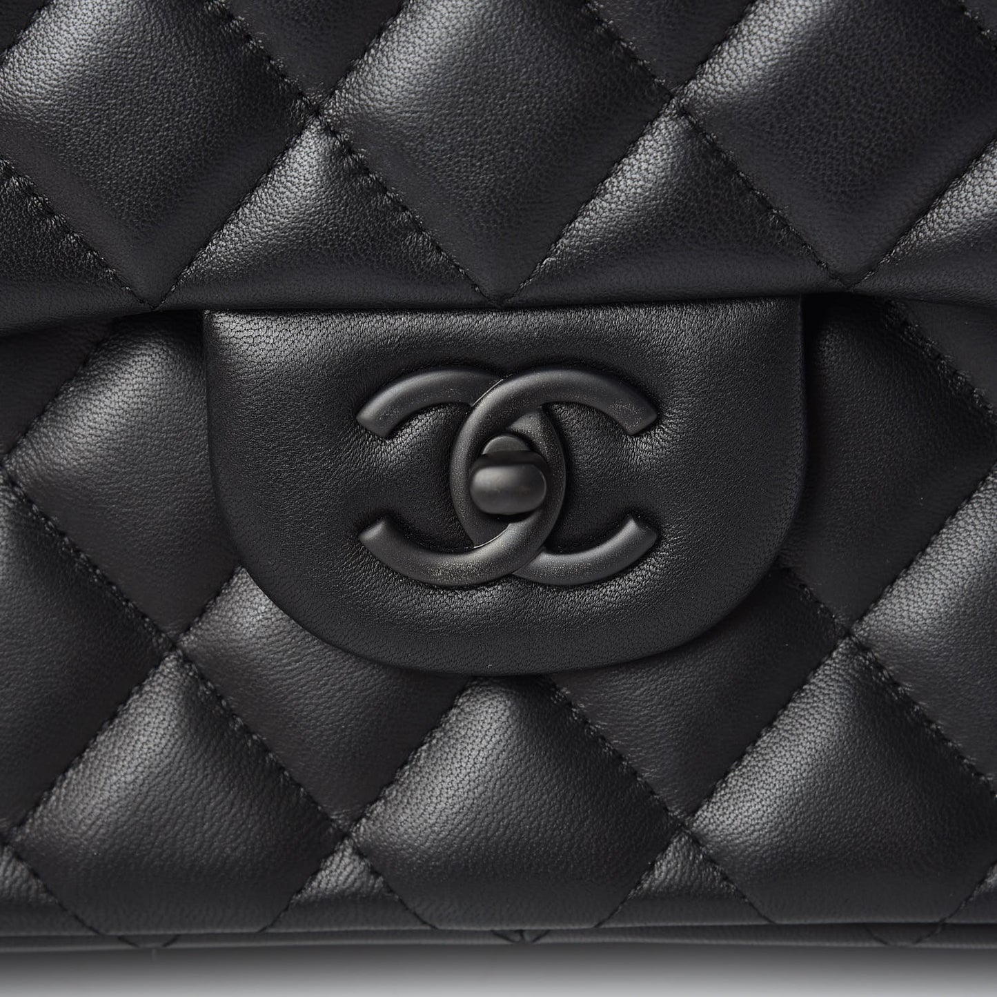 Lambskin Quilted Jumbo Double Flap So Black