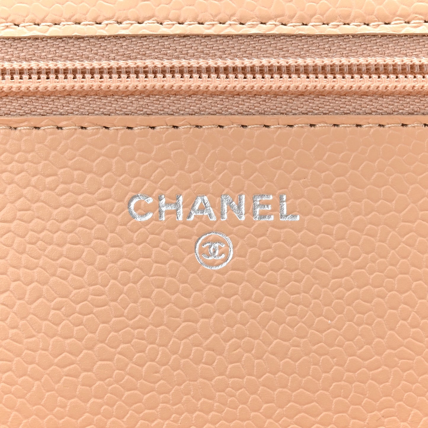 Caviar Quilted Wallet on Chain WOC Beige