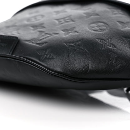 Louis Vuitton Calfskin Monogram Shadow Discovery Bumbag Black 9 of 11