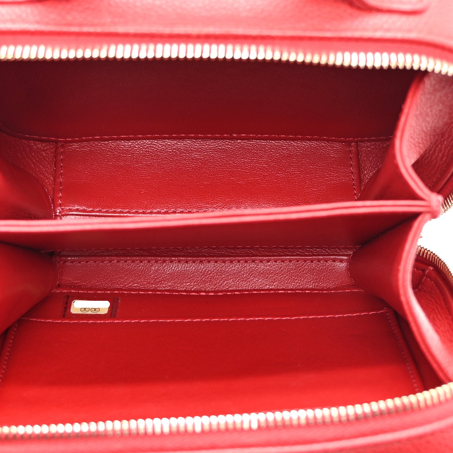 Chanel Caviar Quilted Small CC Filigree Vanity Case Red 5 of 10