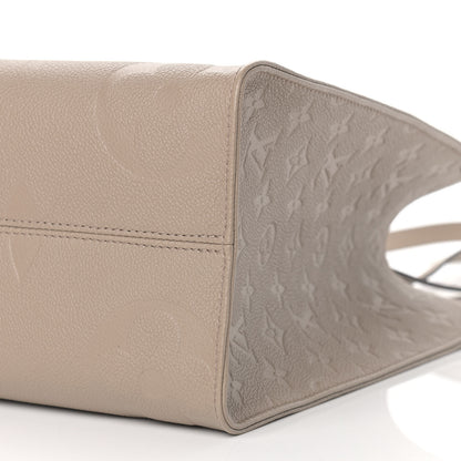 Louis Vuitton Empreinte Monogram Giant Onthego MM Tourterelle 8 of 8