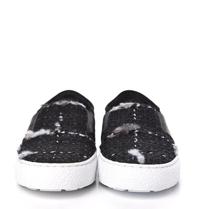 Chanel Suede Calfskin Tweed Womens Slip On Sneakers 35 Black Navy Silver 2 of 10