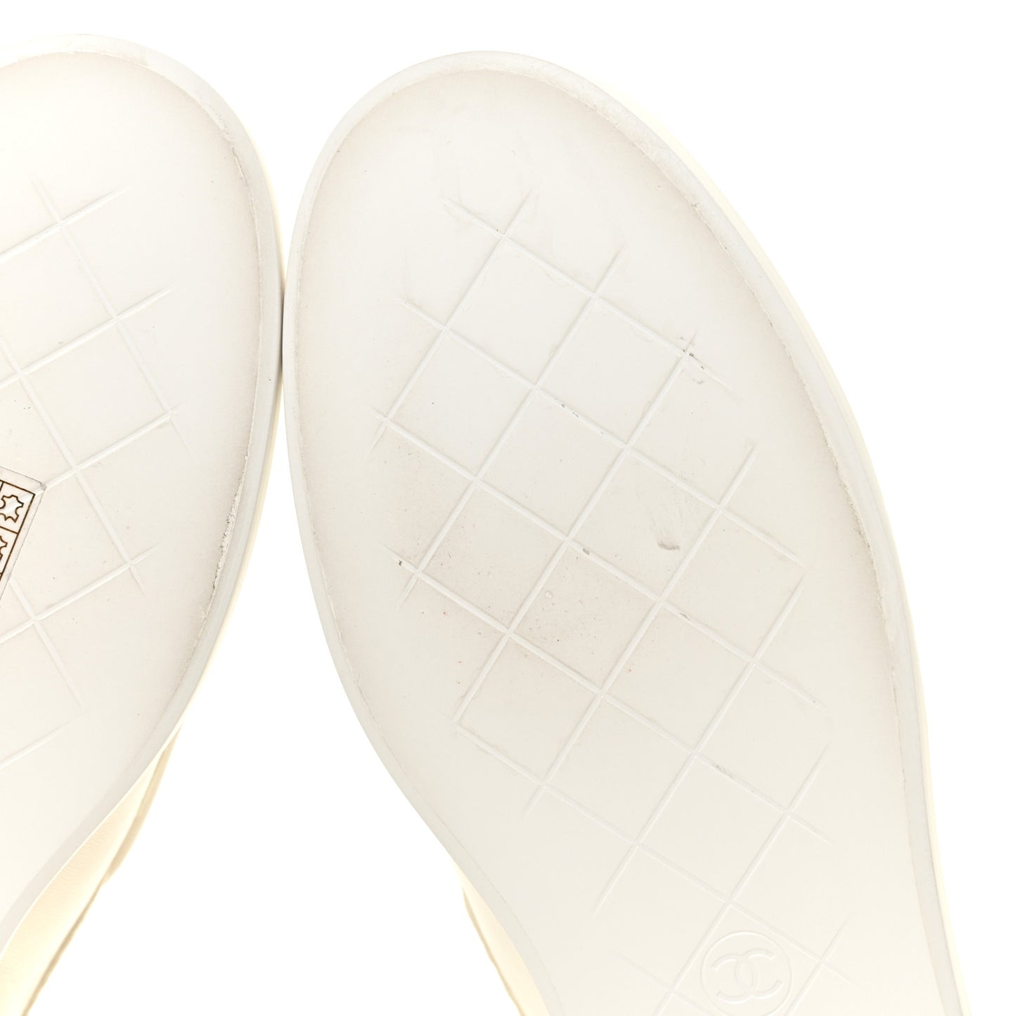 Lambskin Quilted CC Turnlock Loafers 38.5 White