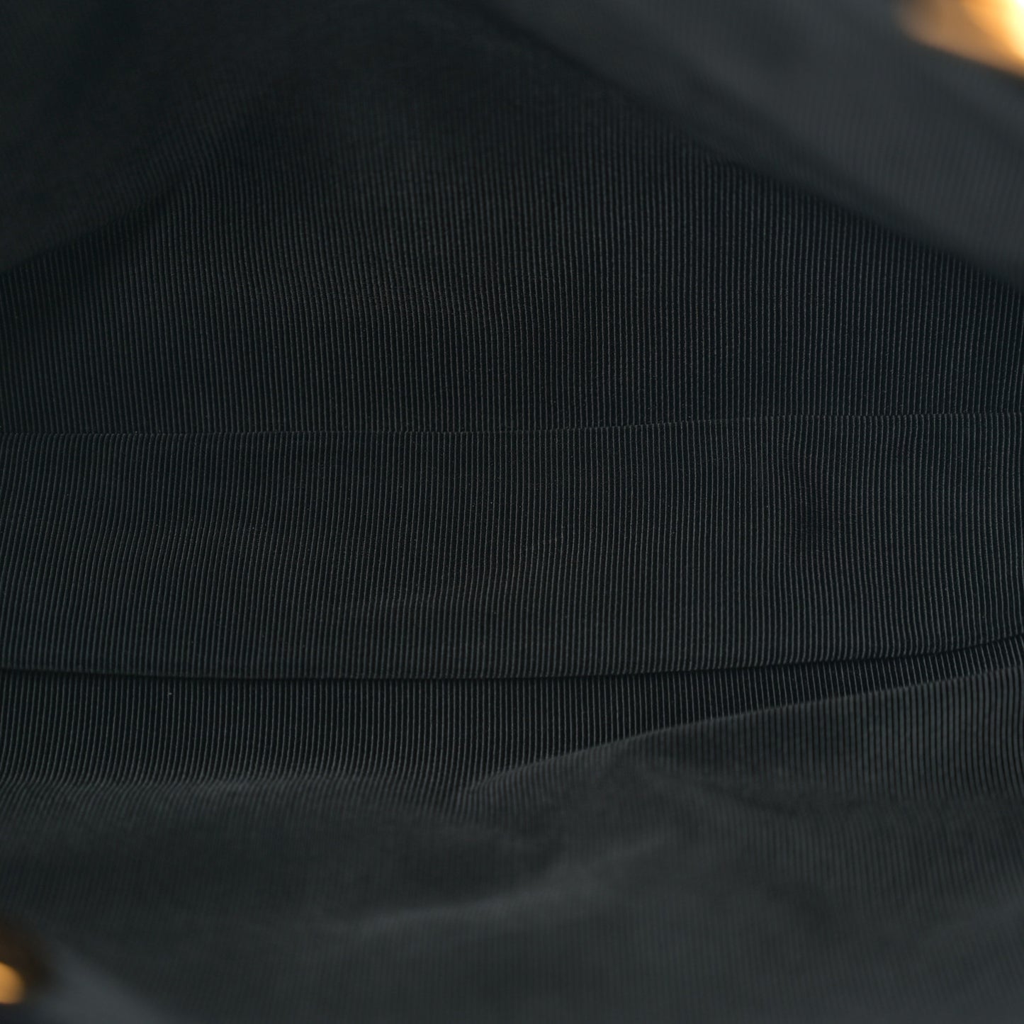 Caviar CC Shoulder Bag Black