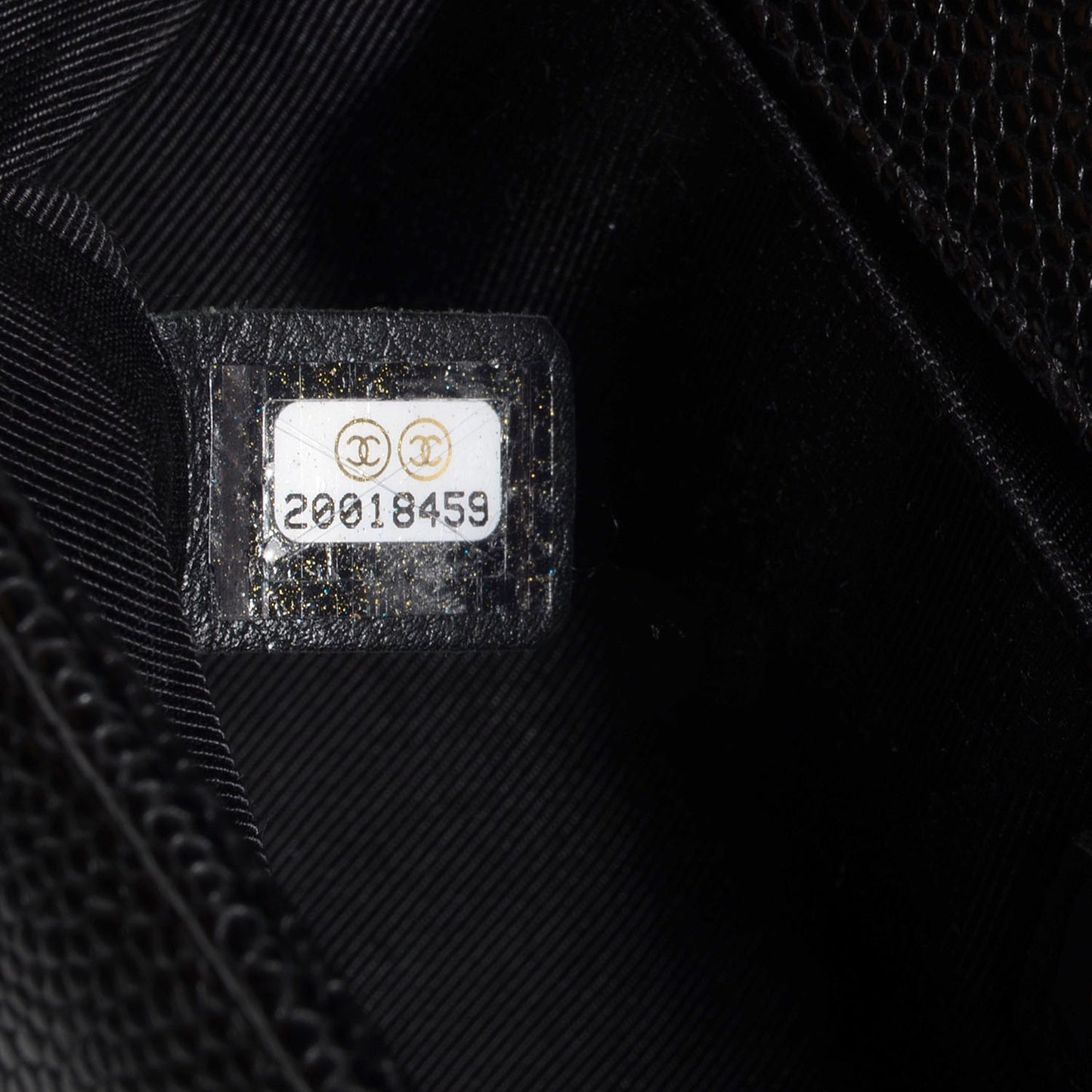 Caviar Medium Boy Flap Black