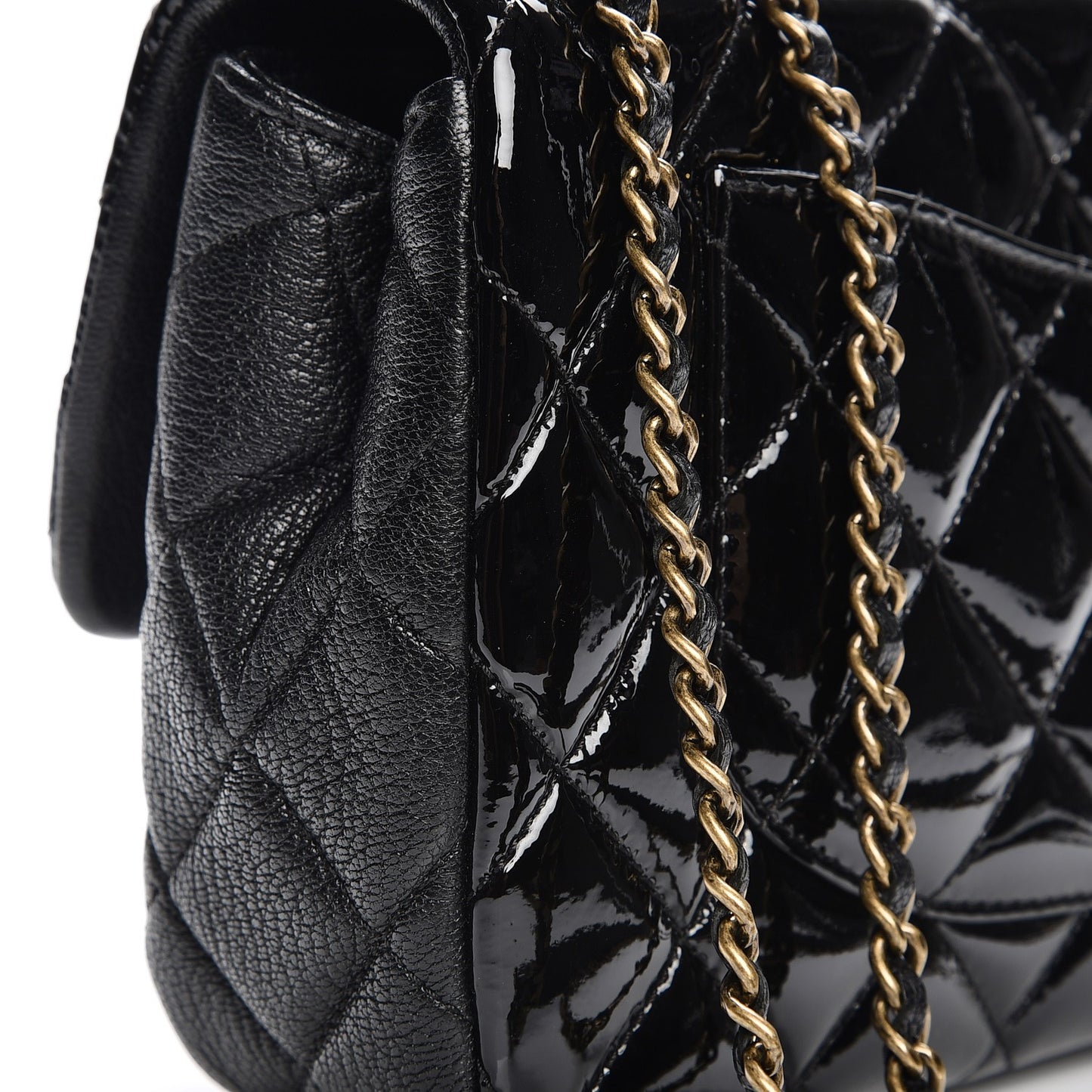 Patent Goatskin Quilted Medium CC Eyelet Flap Black