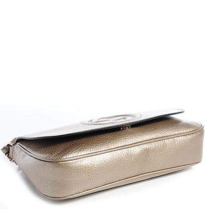 Gucci Metallic Pebbled Calfskin Medium Soho Flap Crossbody Golden Beige 4 of 10