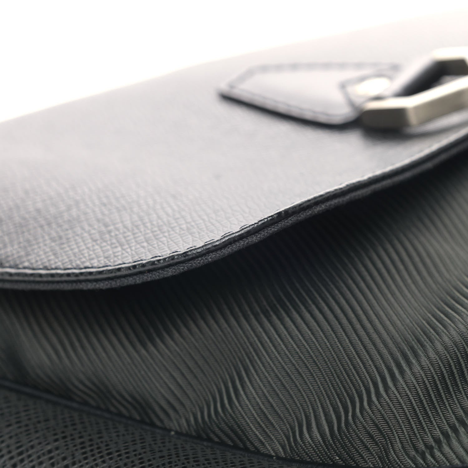 Louis Vuitton Taiga Dersou Messenger Bag Ardoise 14 of 17