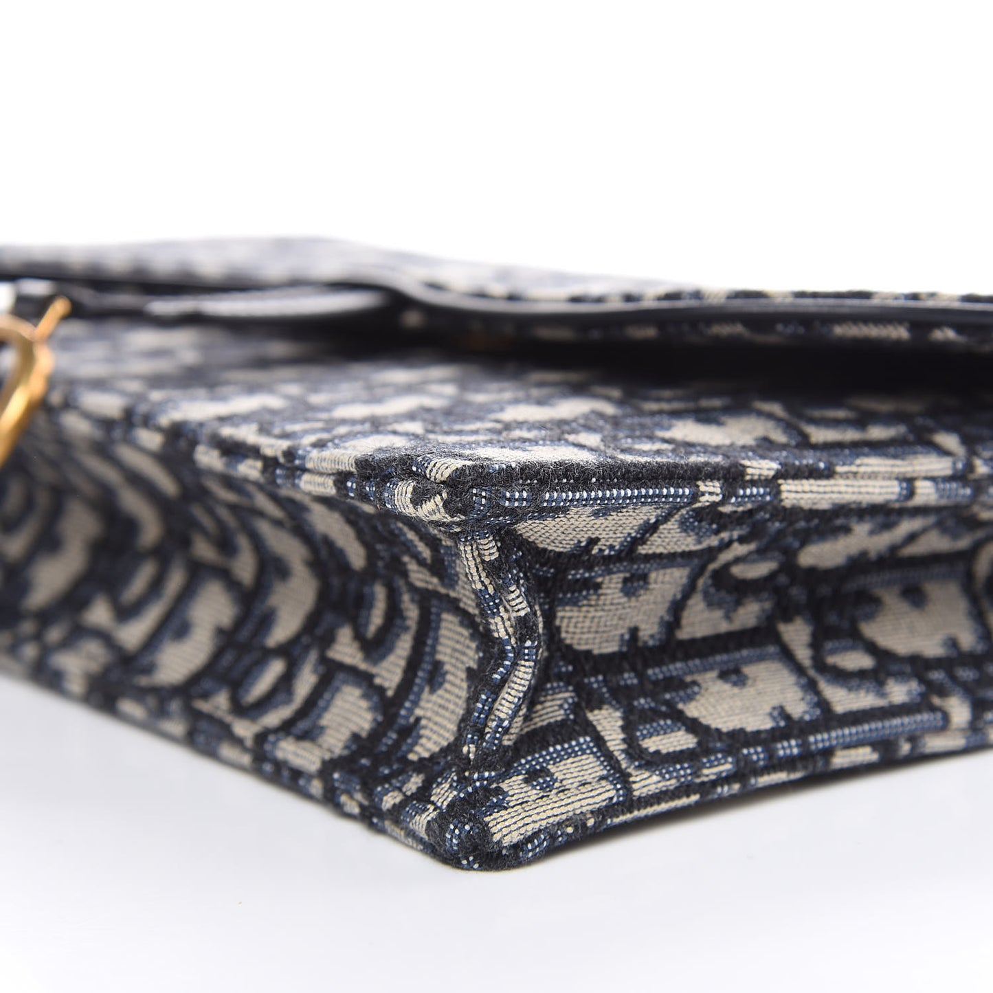 Oblique Saddle Chain Pouch Blue