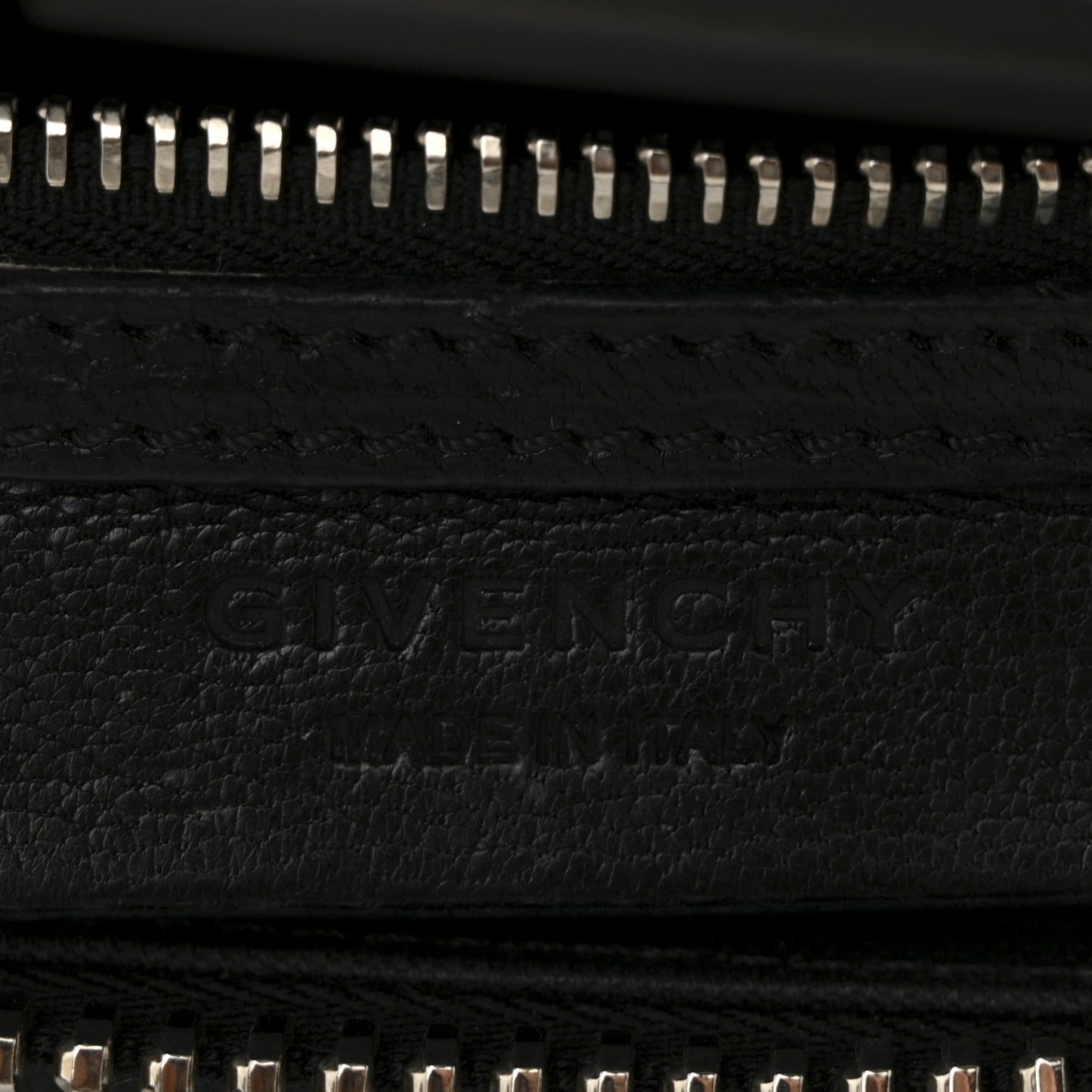 Sugar Goatskin Small Antigona Black