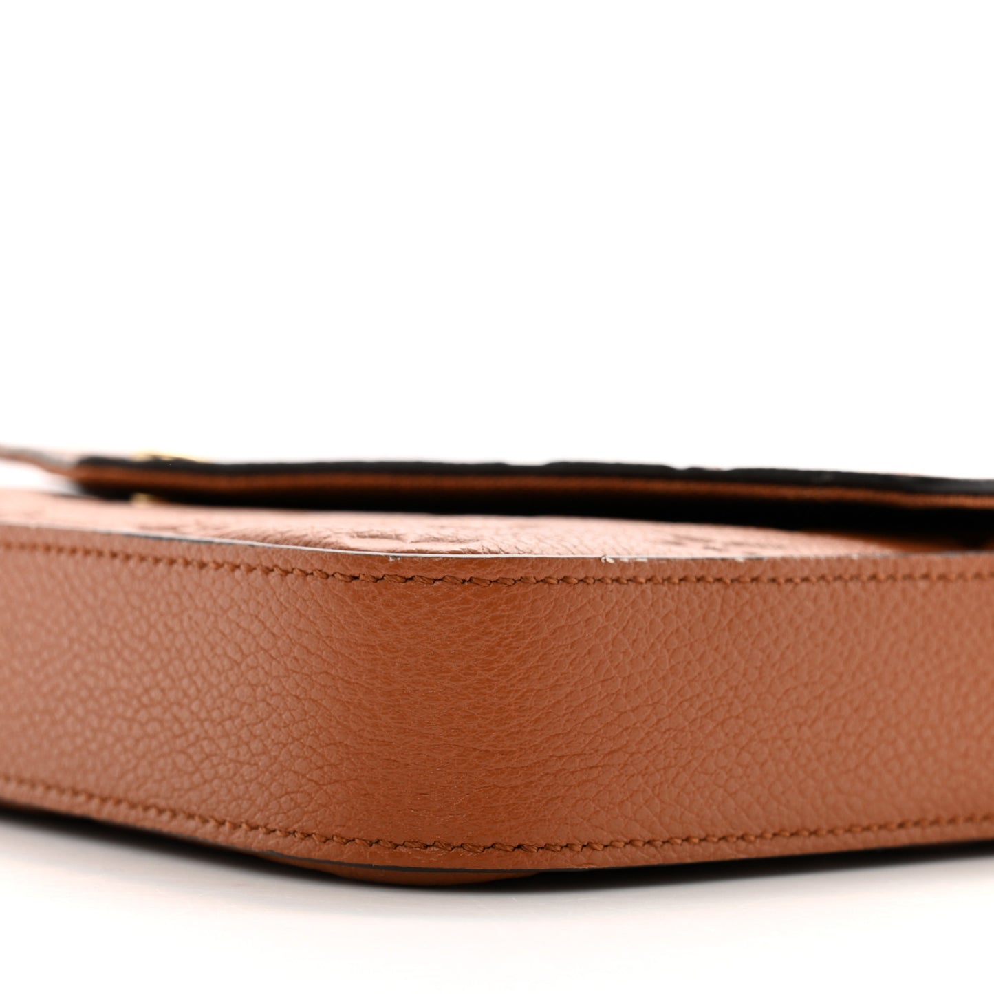 Empreinte Pochette Felicie Chain Wallet Cognac