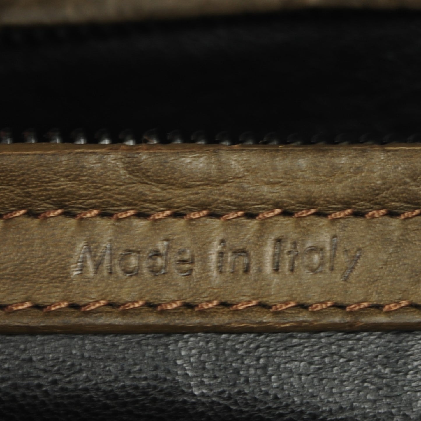 Suede Large Phantom Luggage Olive