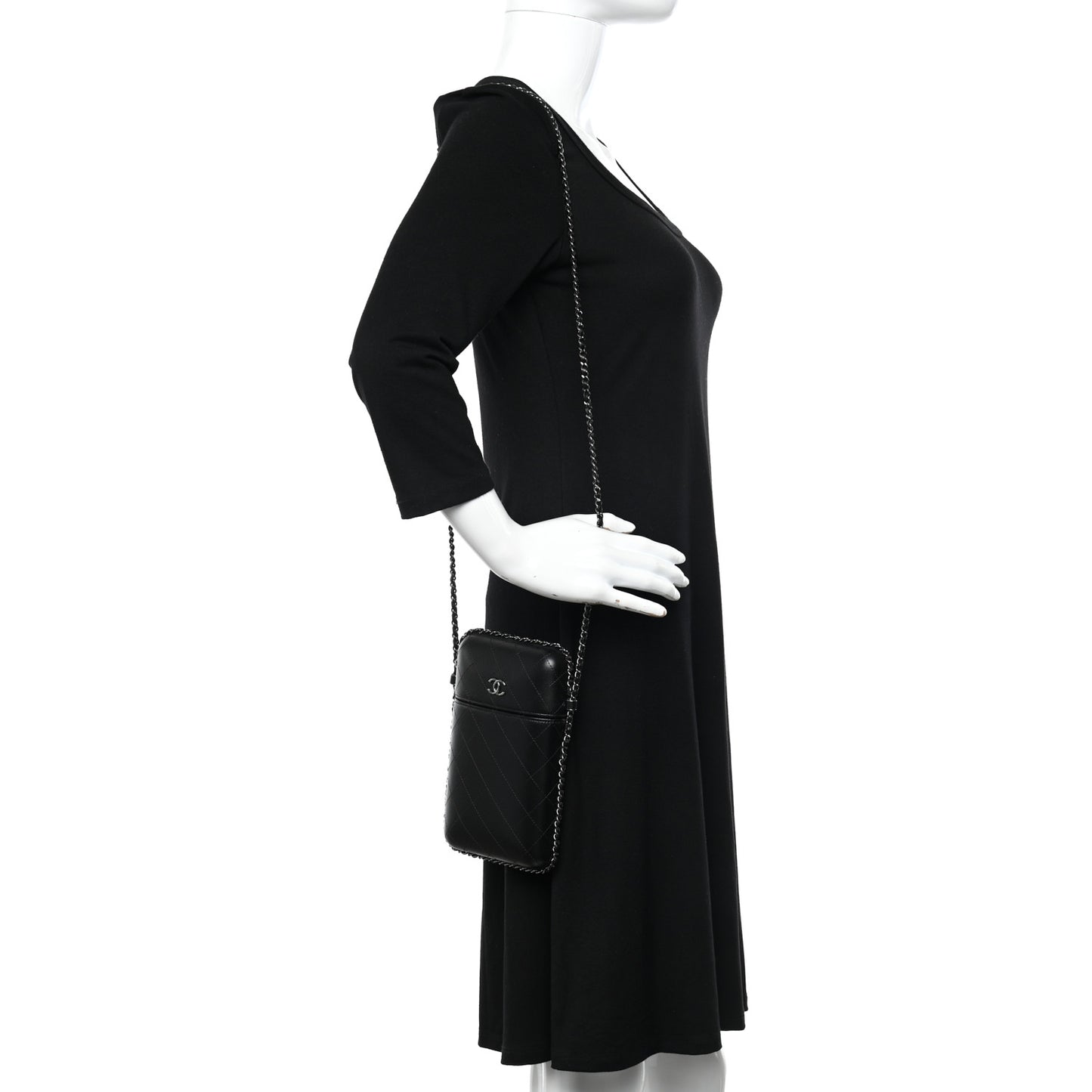 Lambskin Quilted Chain Around Phone Holder Black