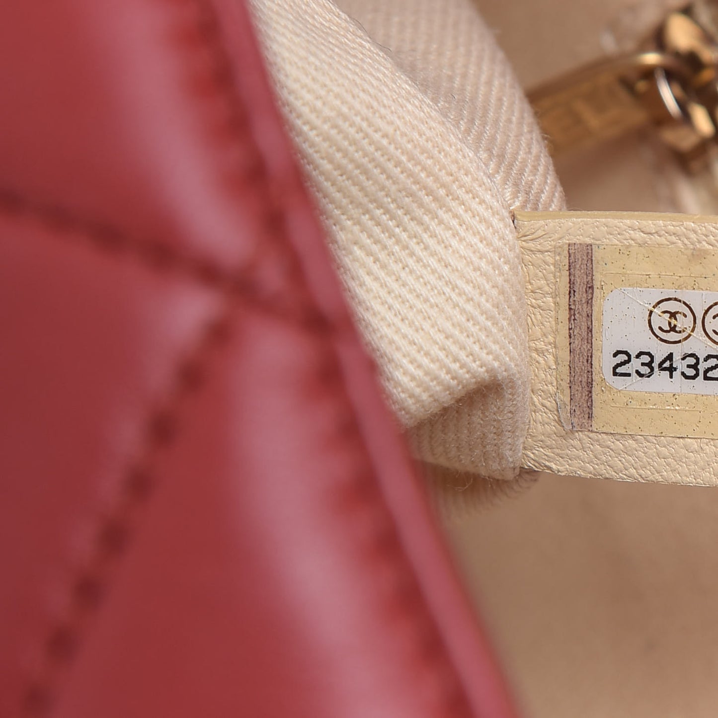 Lambskin Quilted Medium Contrast Stitch Flap Red