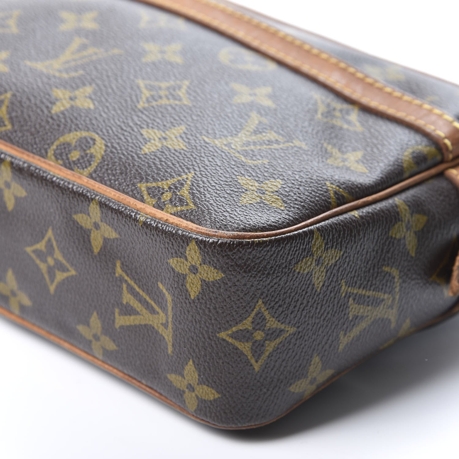 Louis Vuitton Monogram Compiegne 23 Toiletries 6 of 10