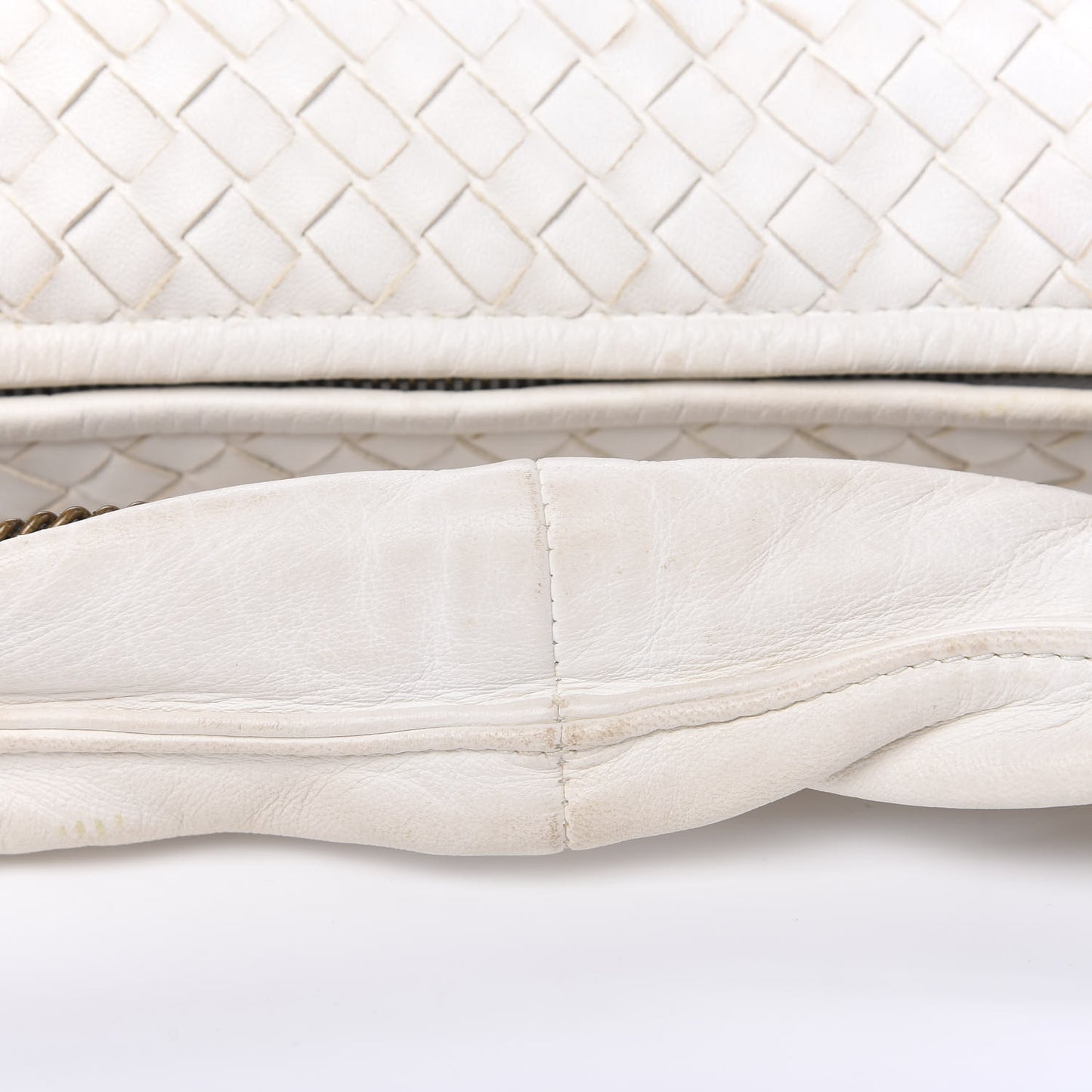 Nappa Intrecciato Medium Veneta Chain Hobo White